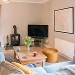 Nyaraló Swallows Nest