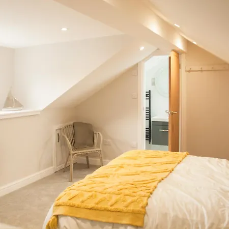 Swallows Nest Tatil Evi